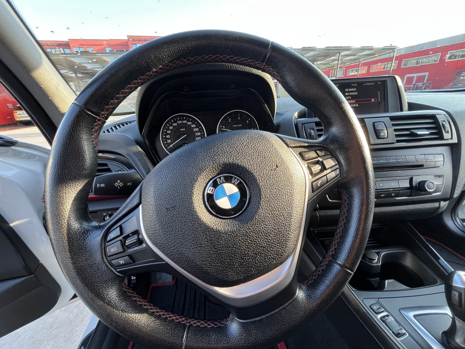BMW 118 F20 Sport, снимка 11 - Автомобили и джипове - 53314529