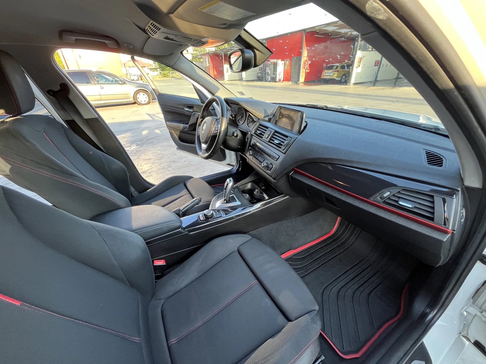 BMW 118 F20 Sport, снимка 10 - Автомобили и джипове - 53314529