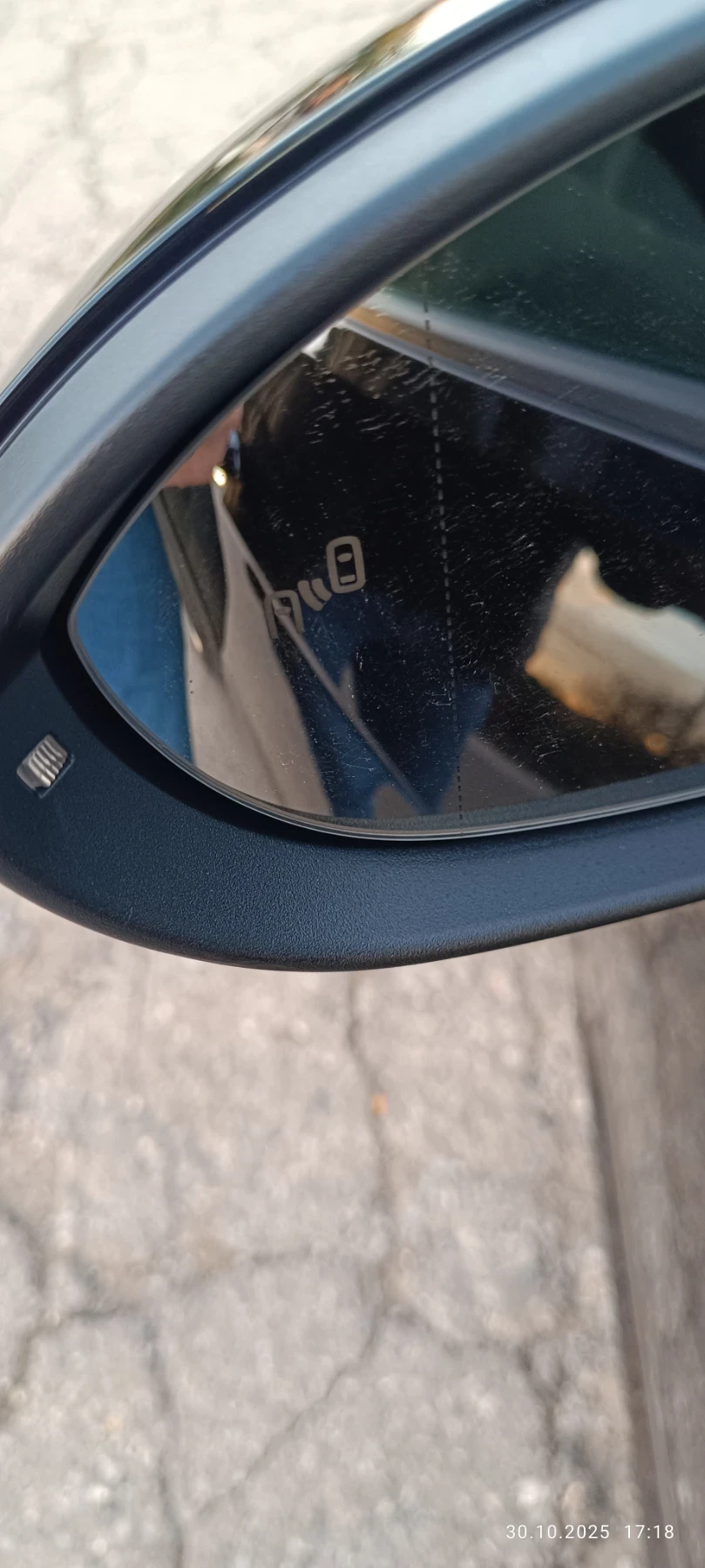 VW Golf | Дистроник | LED | Навигация | Подгрев | 2 компле, снимка 17 - Автомобили и джипове - 53814540