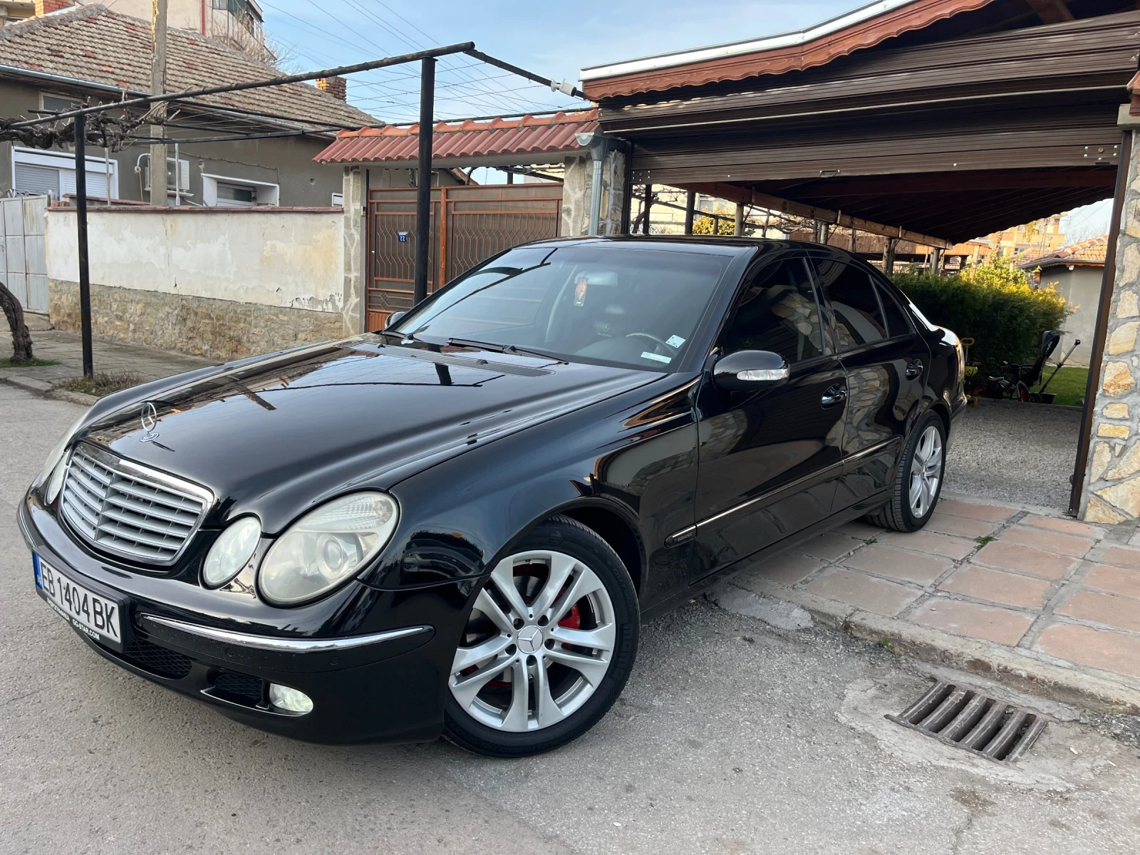 Mercedes-Benz E 270, снимка 2 - Автомобили и джипове - 54093401