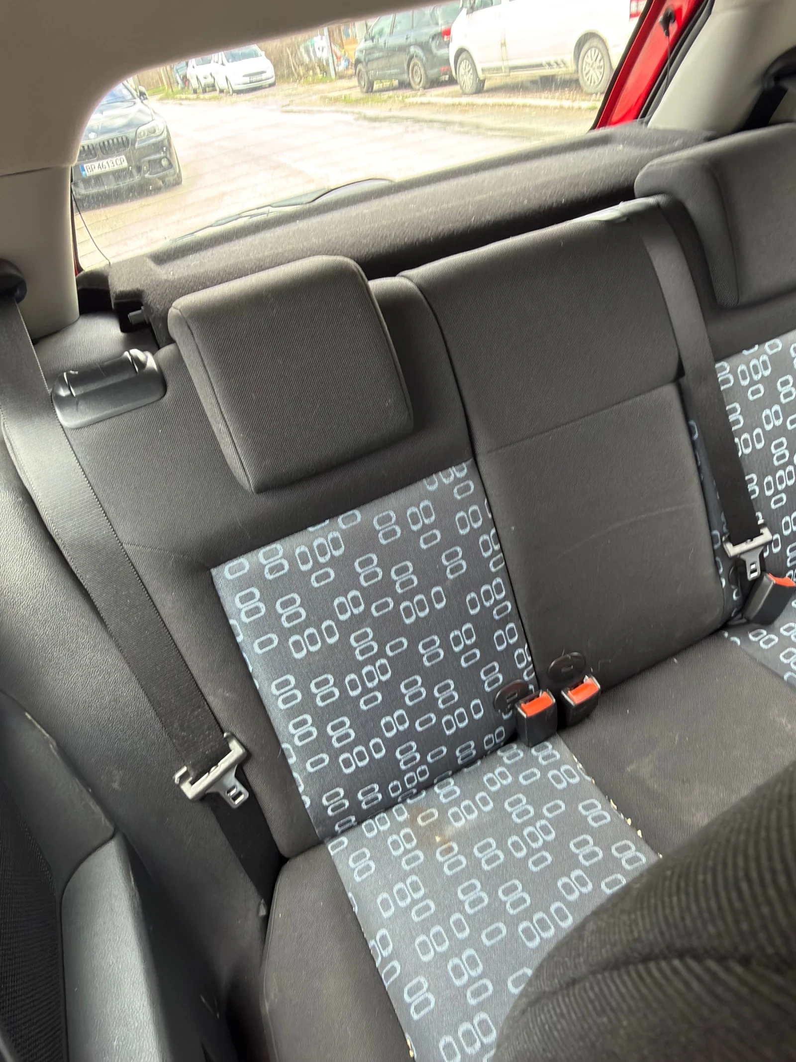 Ford Fiesta 1.3i klima, снимка 10 - Автомобили и джипове - 54096908