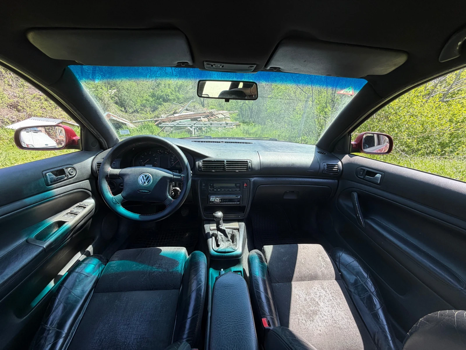 VW Passat 1.8 LPG, снимка 5 - Автомобили и джипове - 54244089