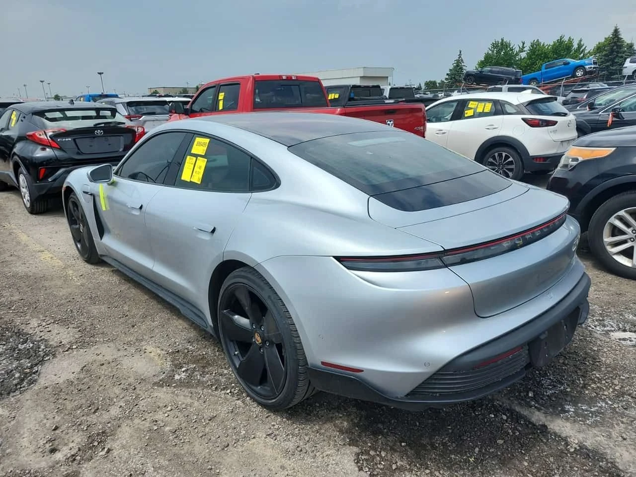 Porsche Taycan TURBO/CARFAX/ФИНАНСИРАНЕ, снимка 3 - Автомобили и джипове - 54864502