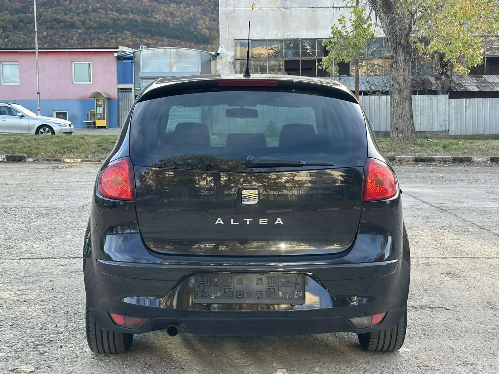Seat Altea 1.4 FACELIFT ЛИЗИНГ, снимка 6 - Автомобили и джипове - 54981741