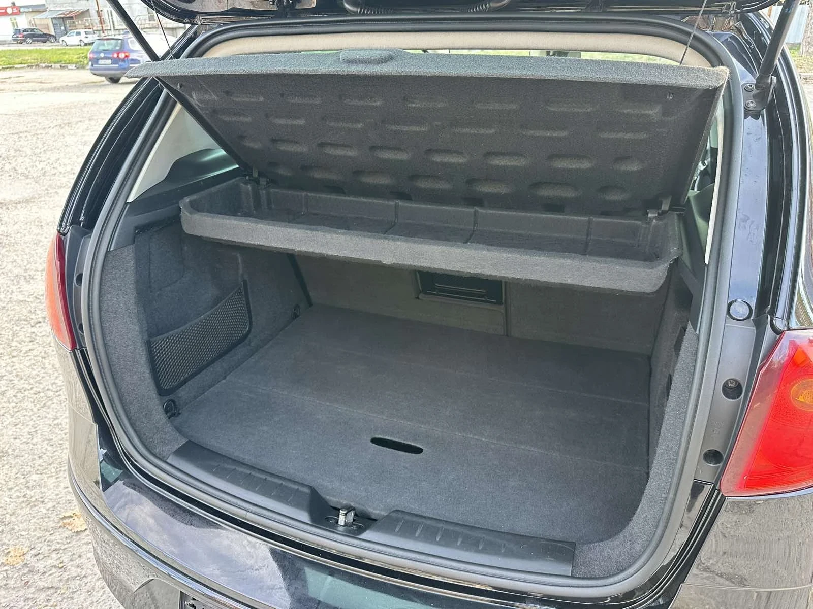 Seat Altea 1.4 FACELIFT ЛИЗИНГ, снимка 17 - Автомобили и джипове - 54981741