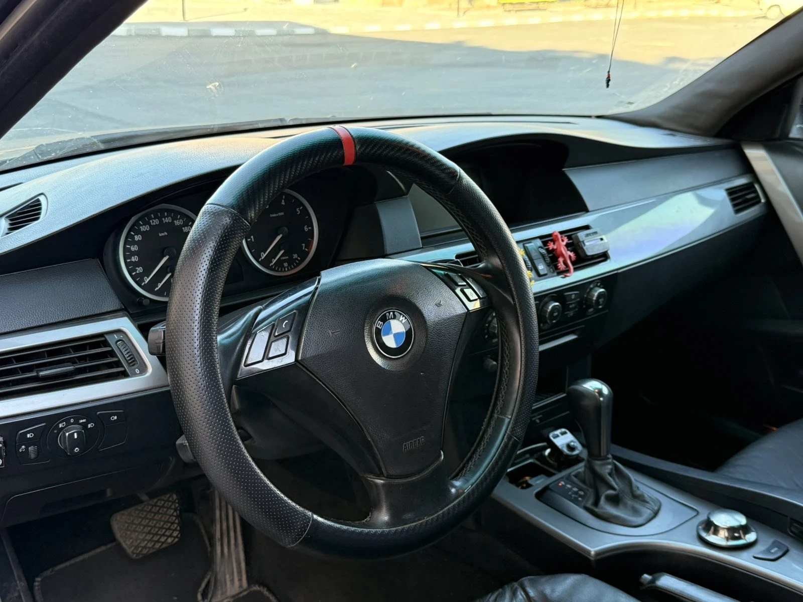 BMW 525, снимка 4 - Автомобили и джипове - 56221358