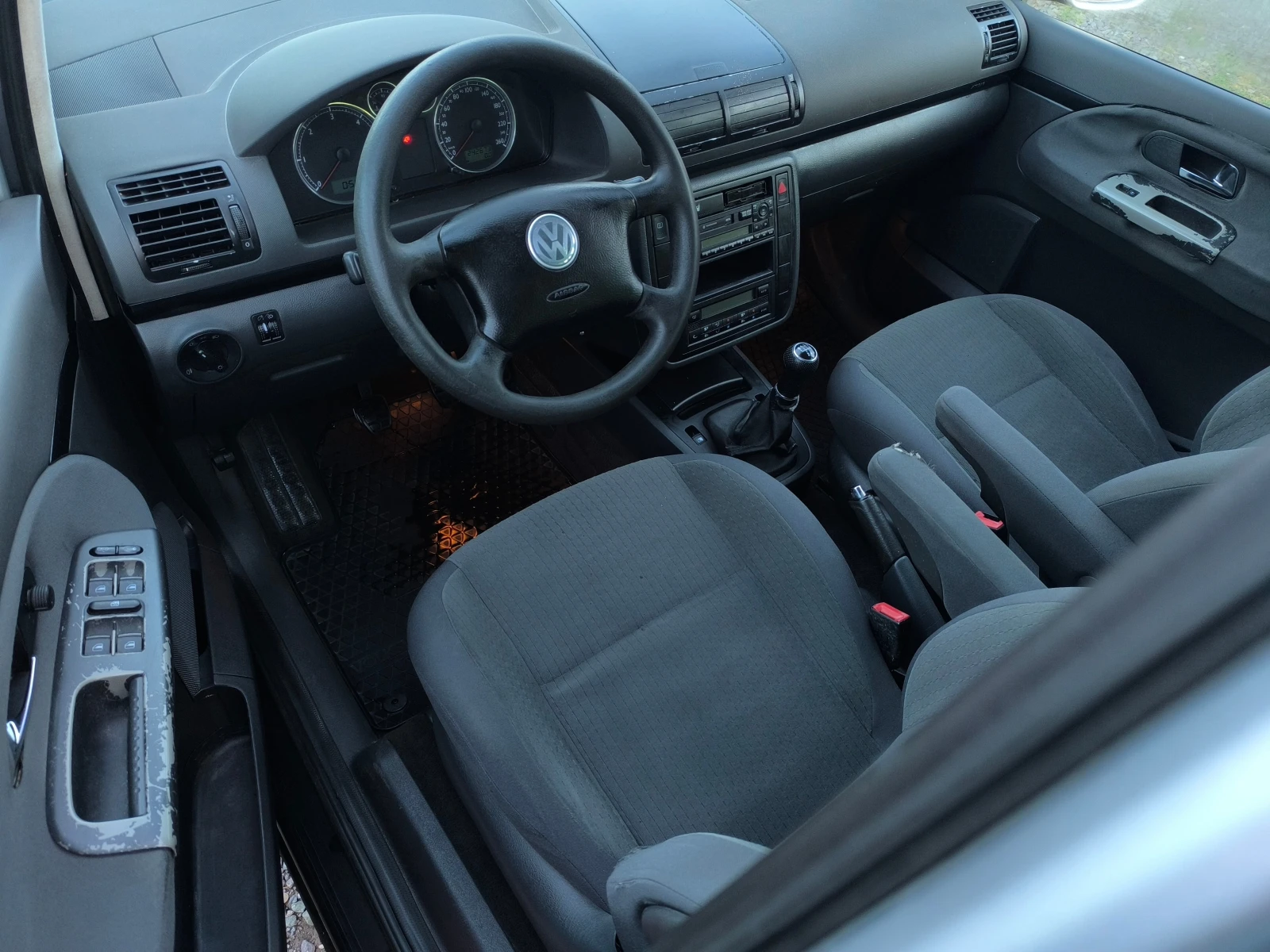 VW Sharan -FACE LIFT-1.9TDI-116��-6 ��������-7 �����-�����- | Mobile.bg � ����������� 10
