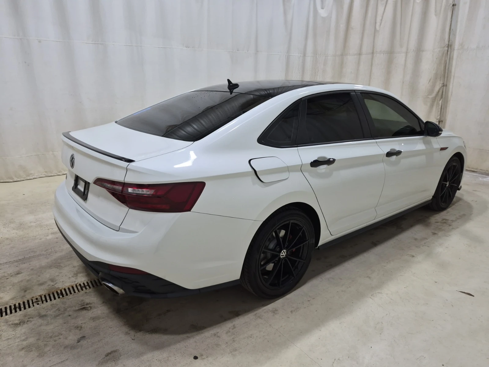 VW Jetta Manual / 40th Anniversary Edition / ���������� | Mobile.bg � ����������� 3