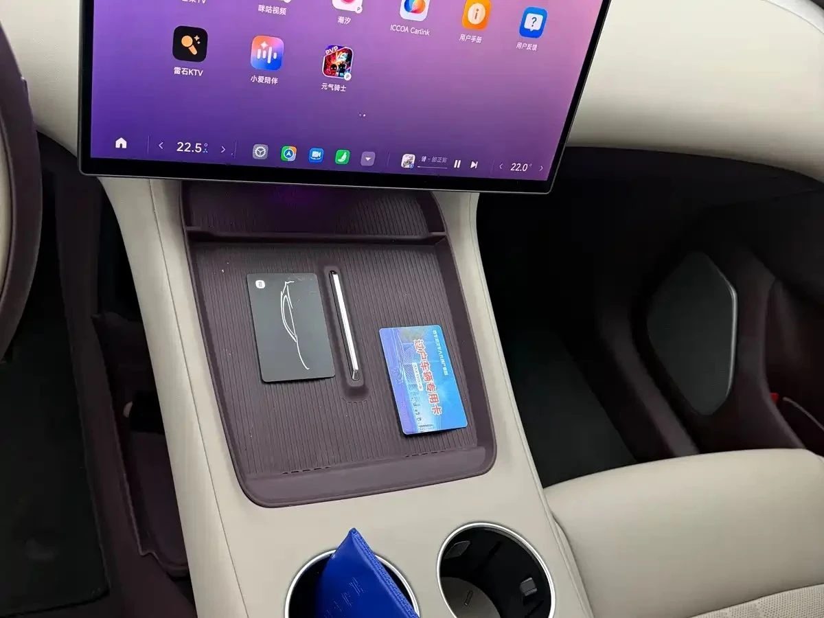 Xiaomi YU7, снимка 11 - Автомобили и джипове - 56711099