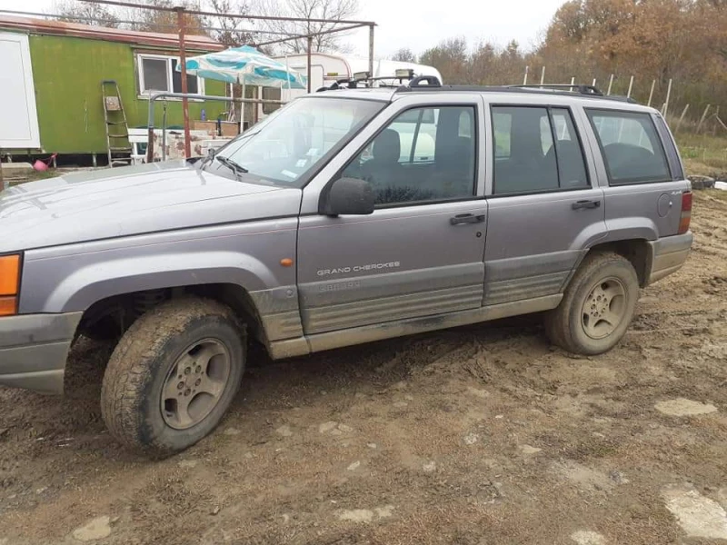 Jeep Grand cherokee, снимка 3 - Автомобили и джипове - 48020719