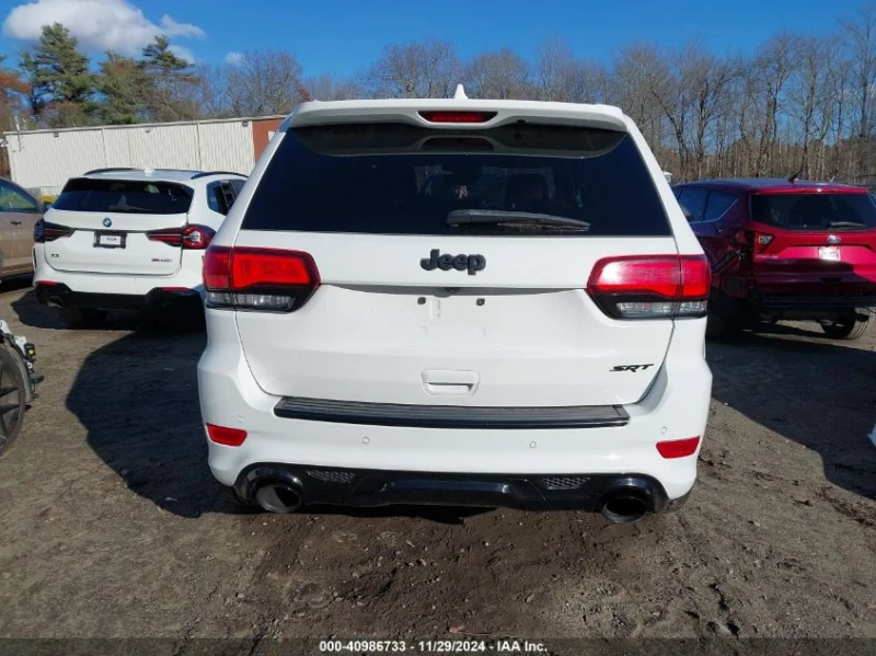 Jeep Grand cherokee SRT 4X4, снимка 3 - Автомобили и джипове - 48712750