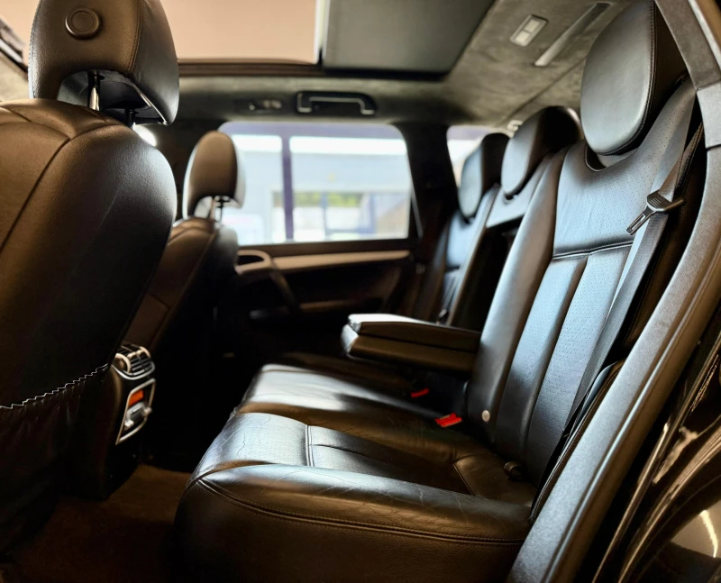 Porsche Cayenne V8* TURBO* PANO* Лизинг* PDCC* PASM* Теглич* CarPl, снимка 14 - Автомобили и джипове - 51679574