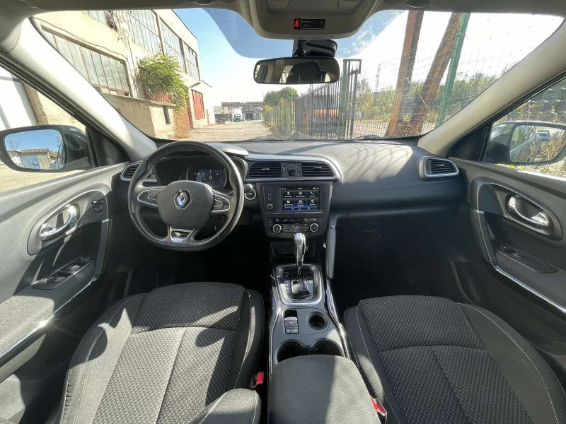Renault Kadjar, снимка 4 - Автомобили и джипове - 52369989