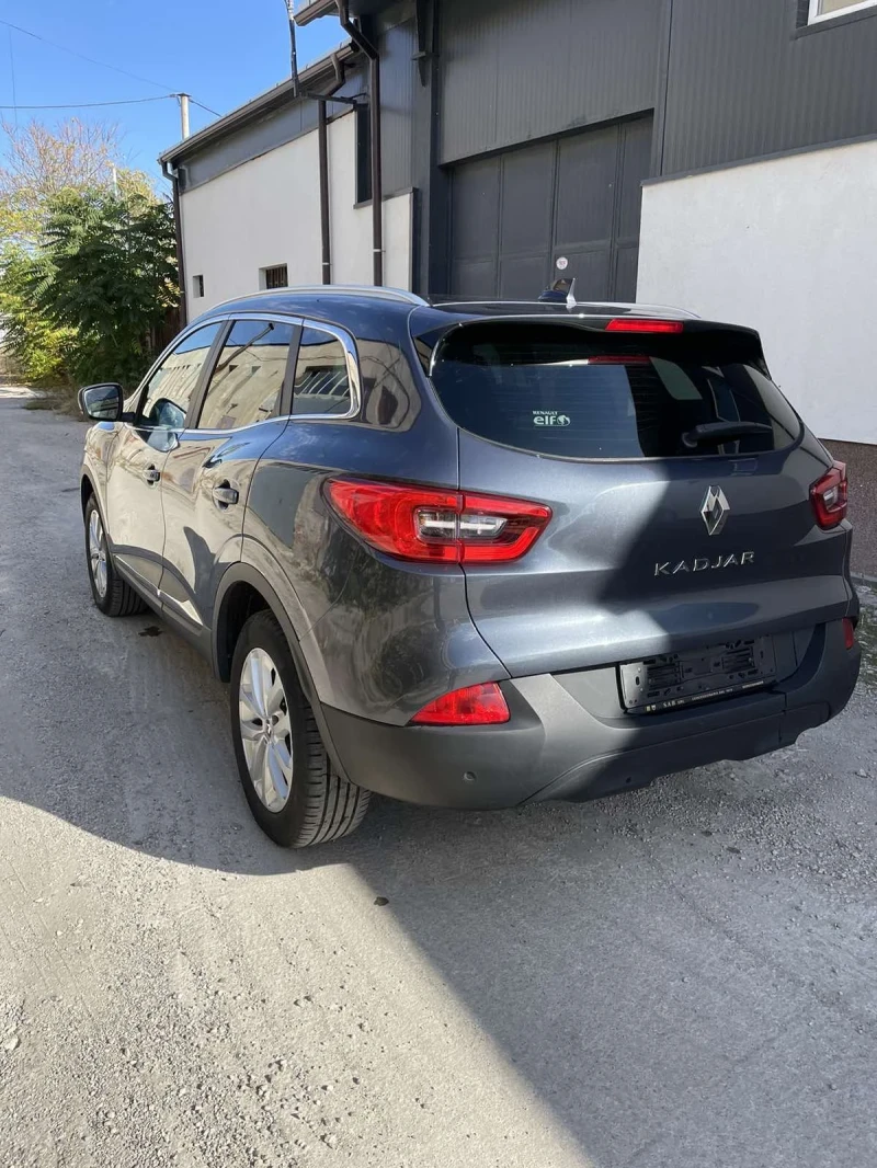 Renault Kadjar, снимка 6 - Автомобили и джипове - 52369989