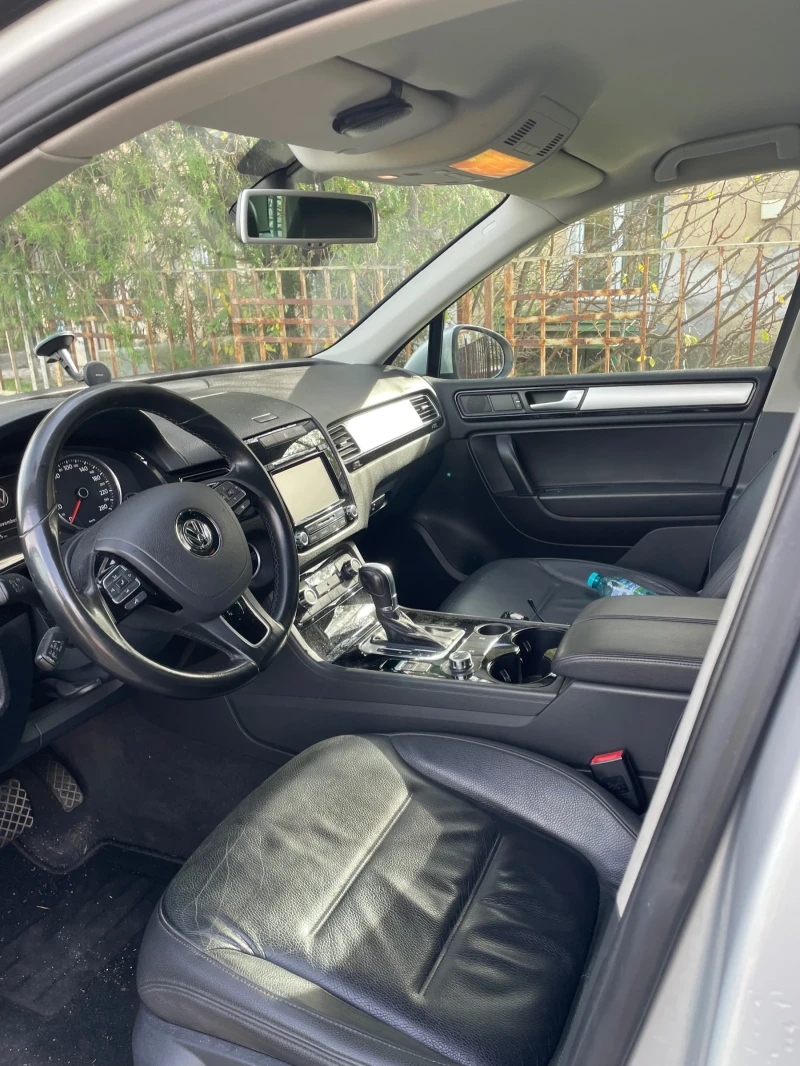 VW Touareg VW touareg 3.0 TDI 204ks, снимка 2 - Автомобили и джипове - 53087455