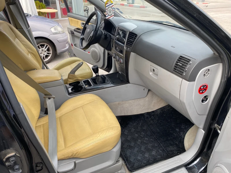 Kia Sorento, снимка 6 - Автомобили и джипове - 53194547