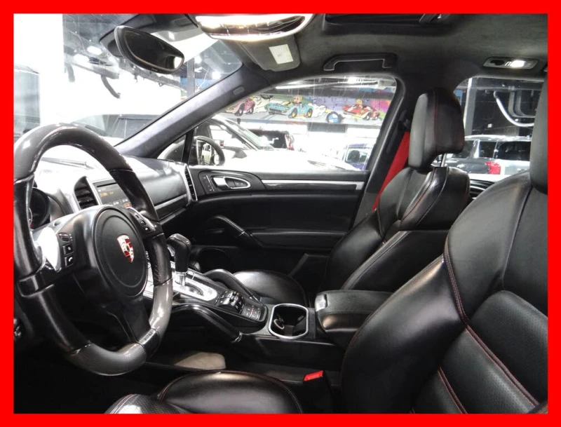 Porsche Cayenne Turbo * HeadUp * AвтоКредит* (ЦЕНА ДО БГ), снимка 8 - Автомобили и джипове - 53397105