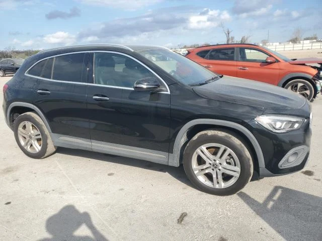 Mercedes-Benz GLA 250, снимка 3 - Автомобили и джипове - 49402684