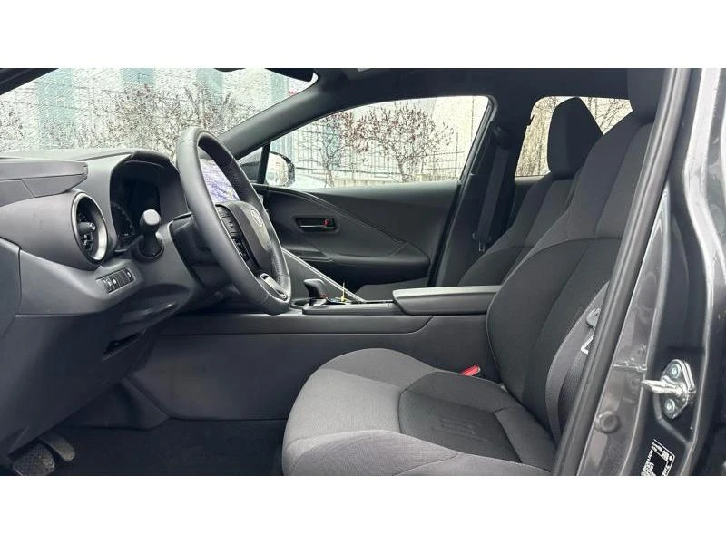 Toyota C-HR 1.8 HSD SELECTION, снимка 12 - Автомобили и джипове - 53297738