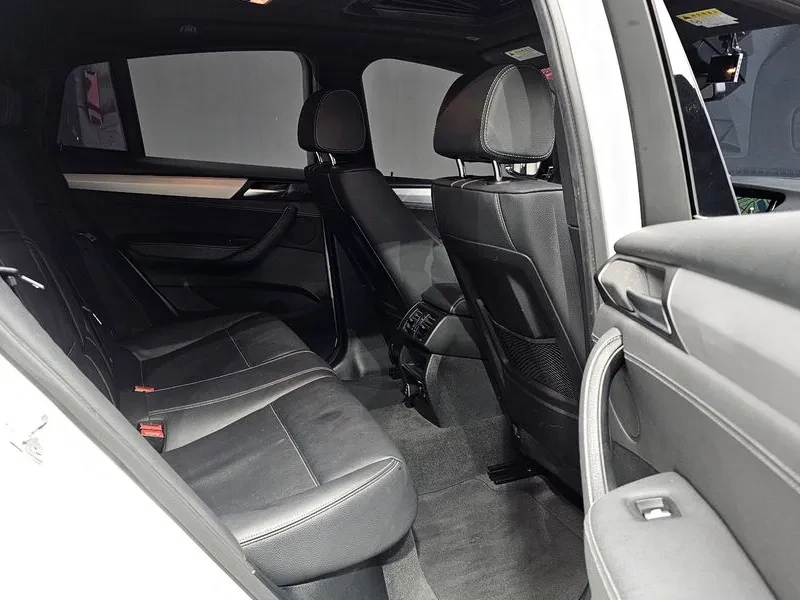 BMW X4 2.0d xDrive - САМО 30% АВАНС, снимка 12 - Автомобили и джипове - 56069939