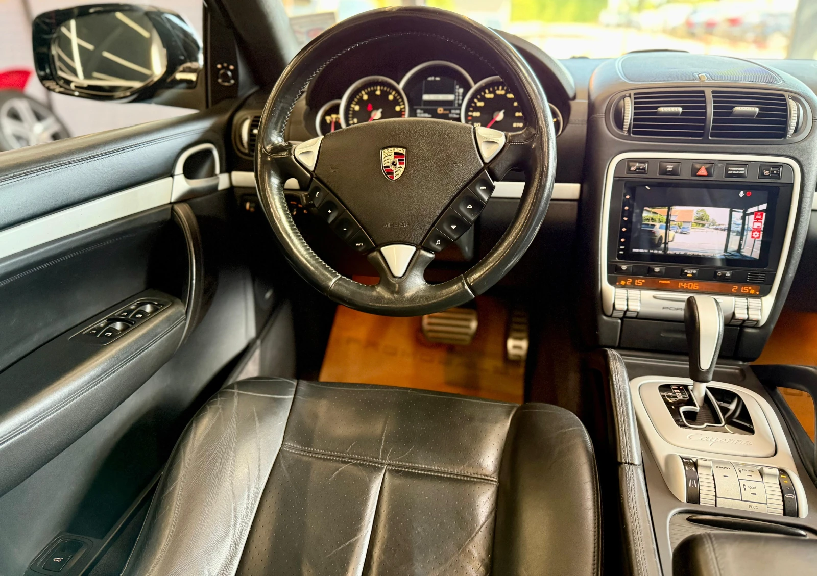Porsche Cayenne V8* TURBO* PANO* Лизинг* PDCC* PASM* Теглич* CarPl - изображение 9
