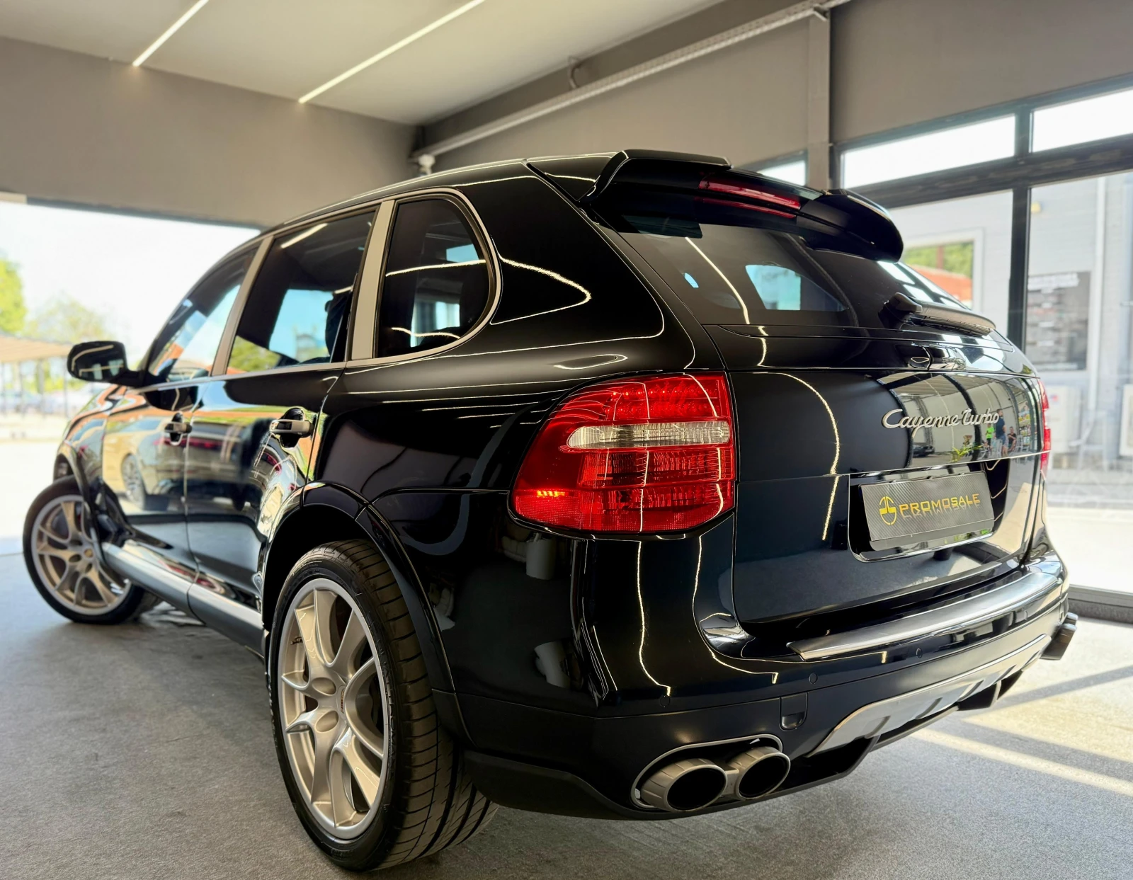 Porsche Cayenne V8* TURBO* PANO* Лизинг* PDCC* PASM* Теглич* CarPl - изображение 4