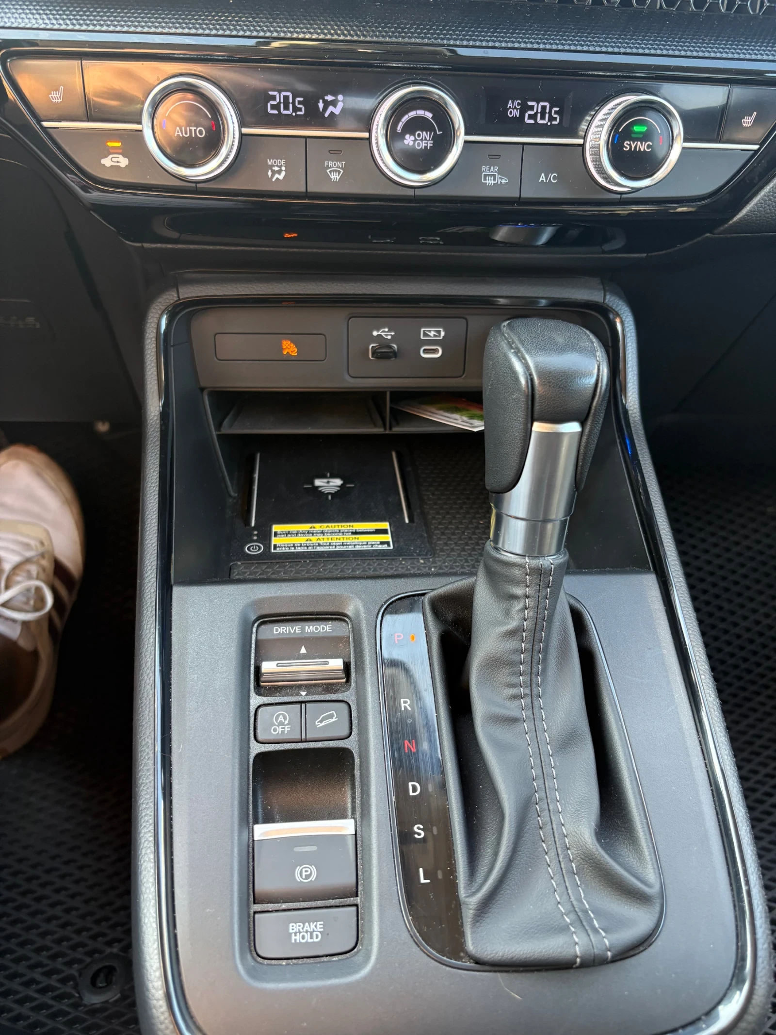 Honda Cr-v 1, 5T  | Mobile.bg   11