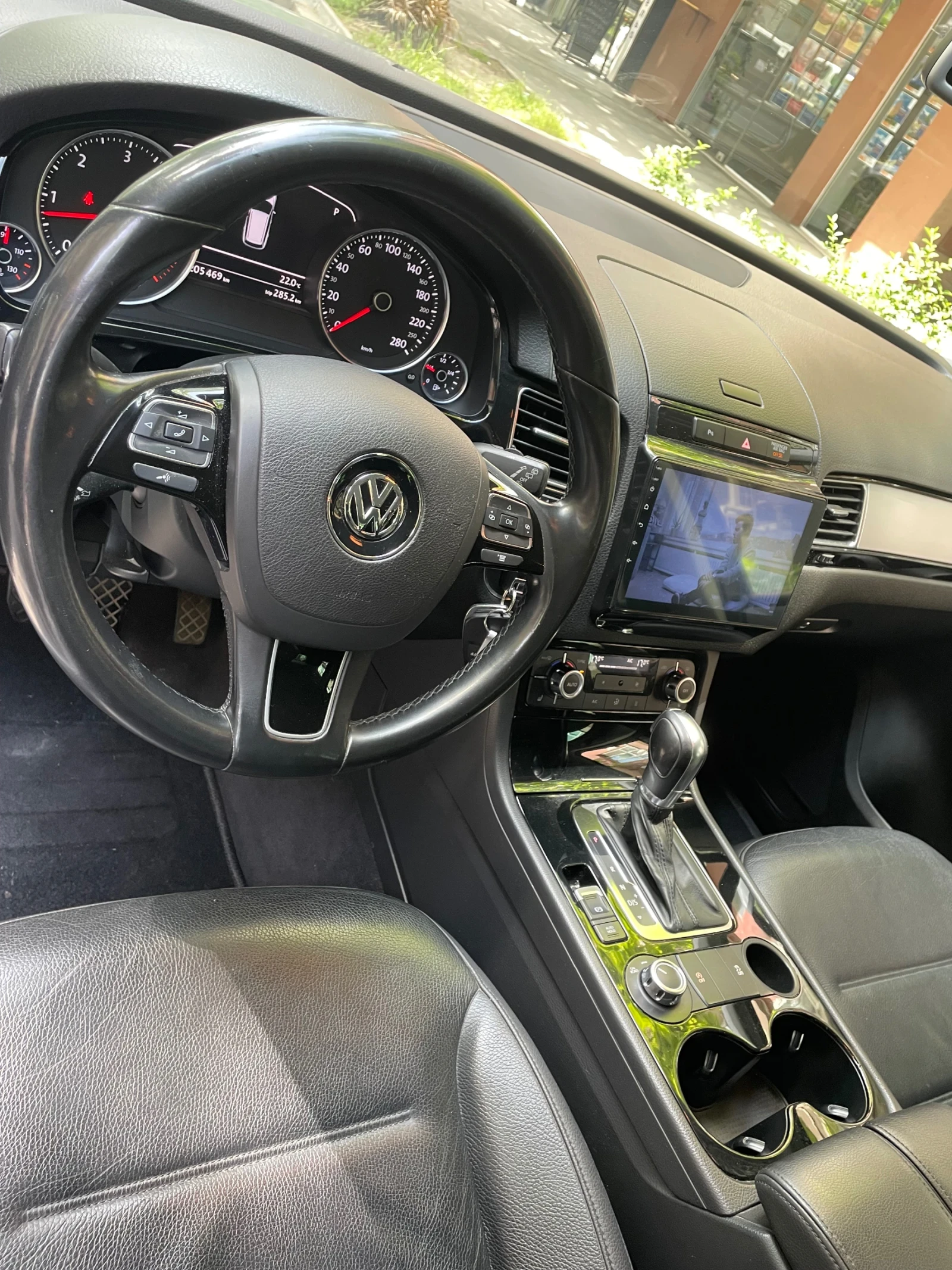 VW Touareg VW touareg 3.0 TDI 204ks, снимка 10 - Автомобили и джипове - 54457758