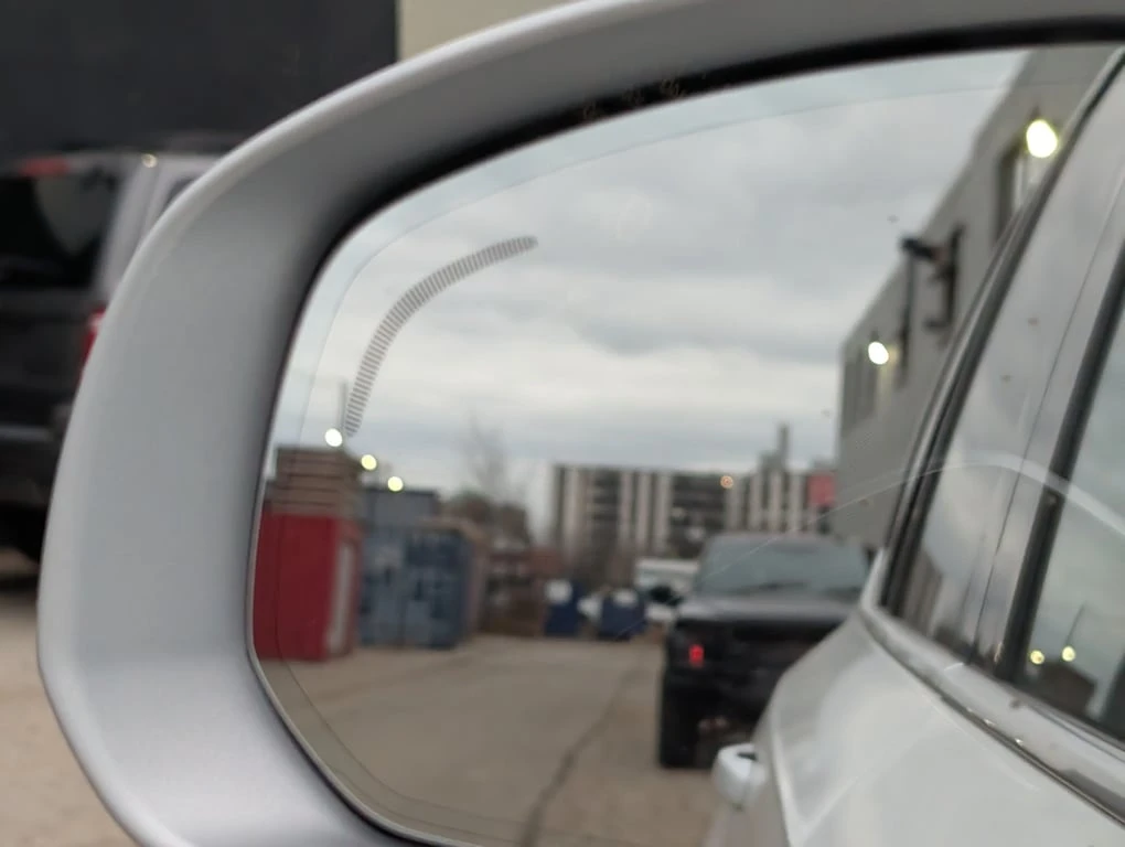 Volvo Xc90 * R Design * CARFAX* 360* 7 МЕСТЕН* ДИСТРОНИК - изображение 10