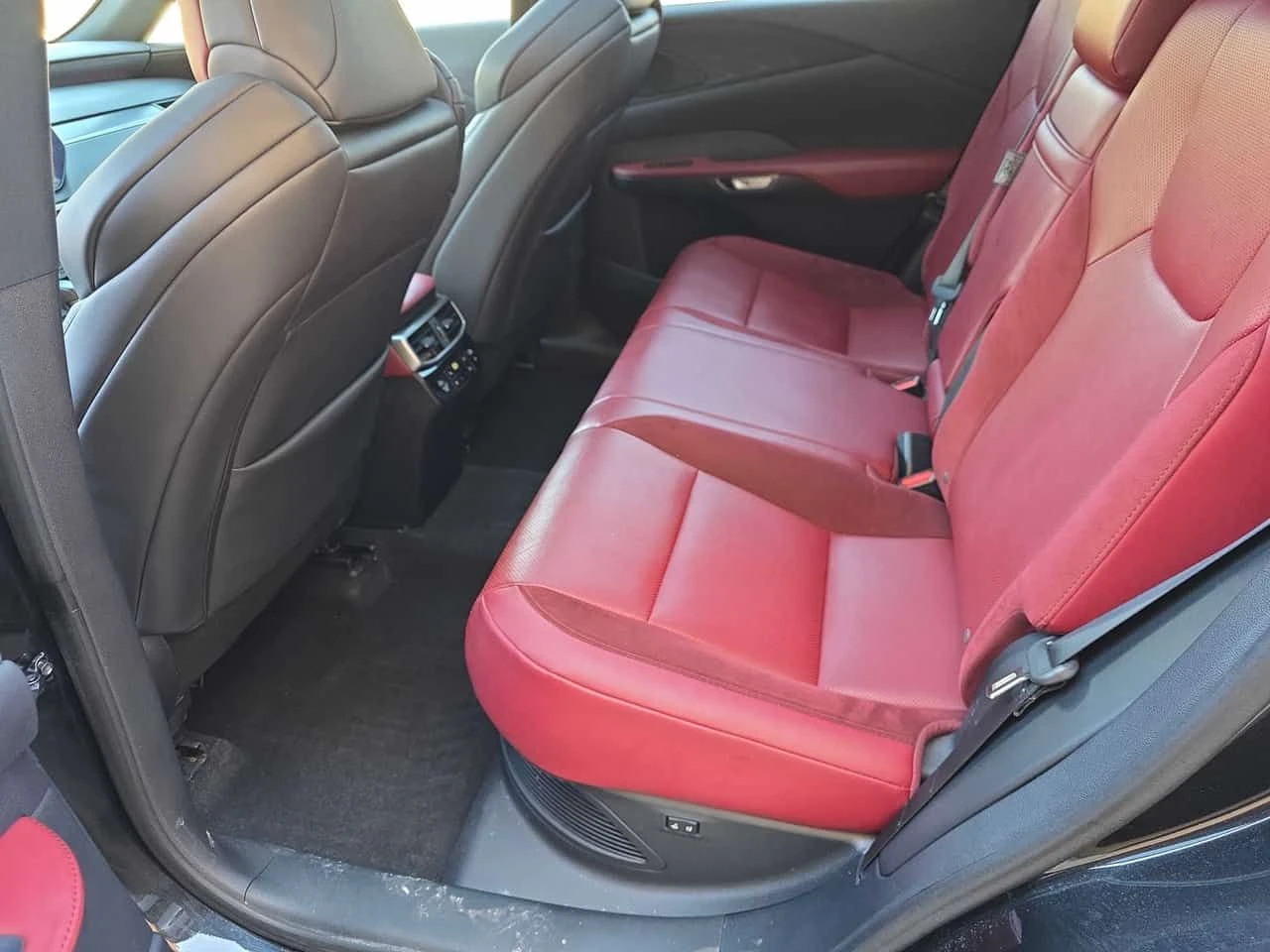 Lexus RX 500h CARFAX / F SPORT / ОБДУХВАНЕ , снимка 11 - Автомобили и джипове - 54091972