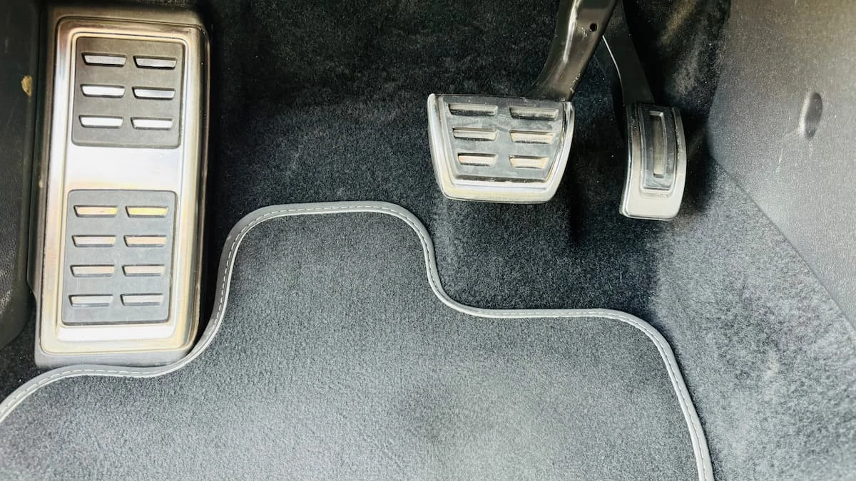 VW Tiguan Allspace R-Line 2.0 TDI 4MOTION DSG | Гаранция, снимка 13 - Автомобили и джипове - 54205012