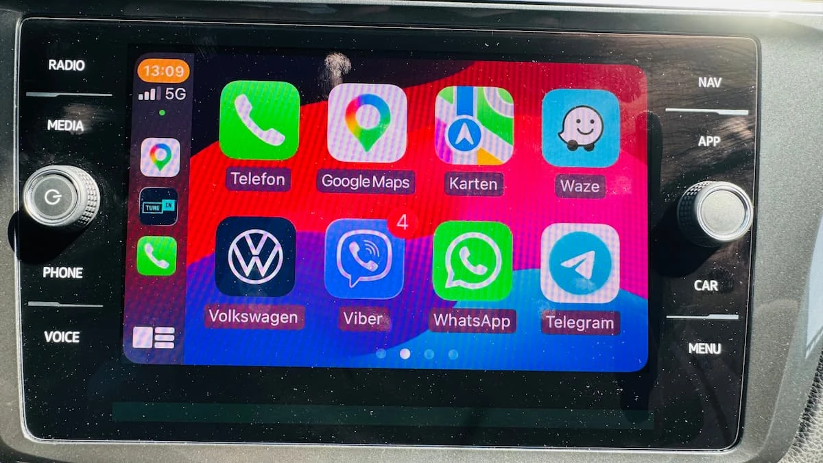 VW Tiguan Allspace R-Line 2.0 TDI 4MOTION DSG | Гаранция, снимка 16 - Автомобили и джипове - 54205012