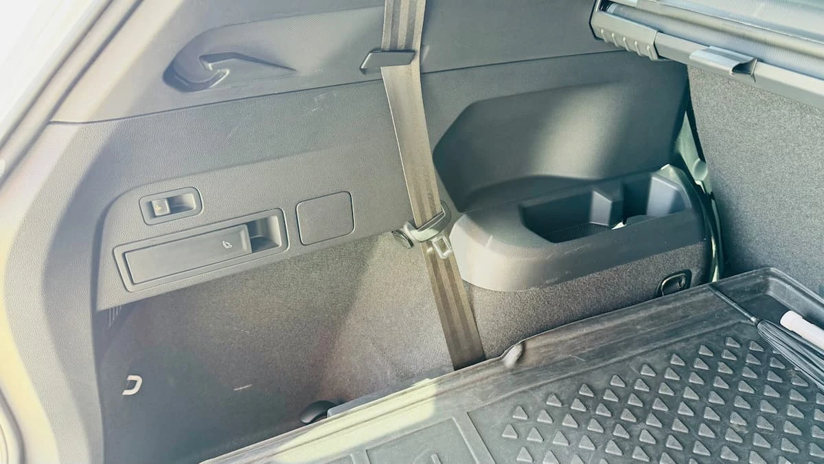 VW Tiguan Allspace R-Line 2.0 TDI 4MOTION DSG | Гаранция, снимка 12 - Автомобили и джипове - 54205012