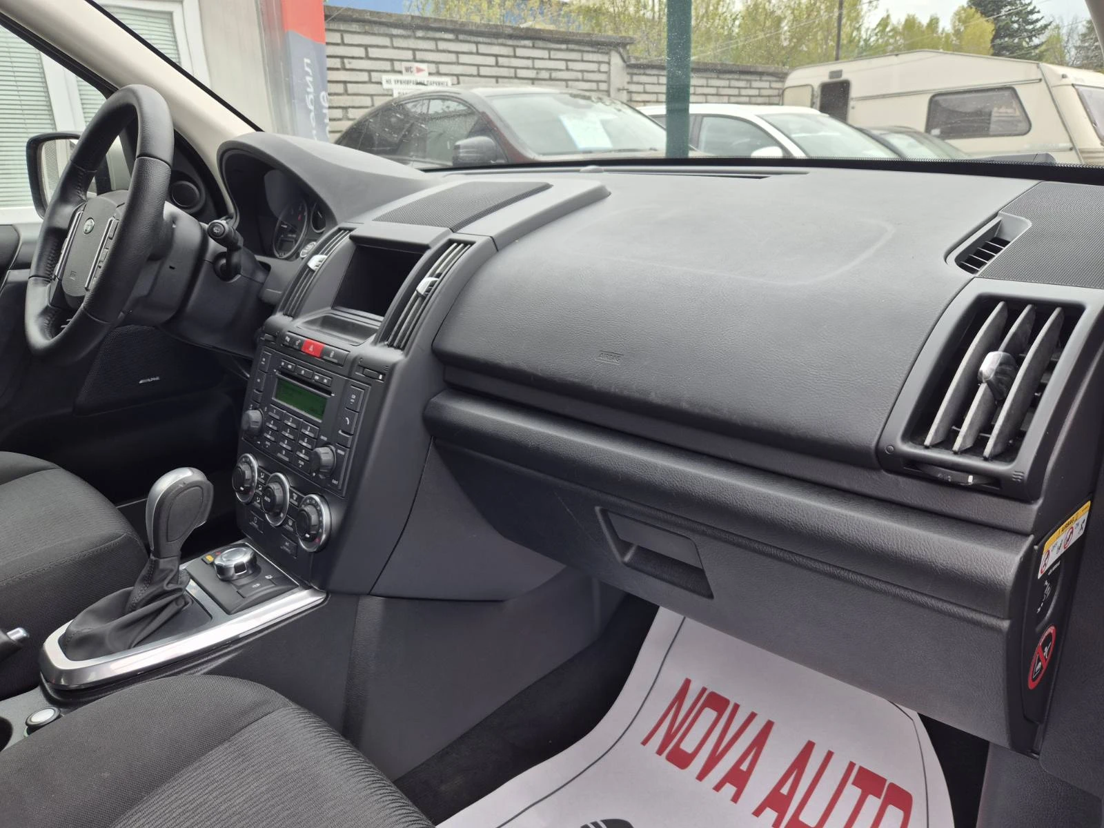 Land Rover Freelander 2.2D-4X4-FACE LIFT-AUTOMATIC, снимка 11 - Автомобили и джипове - 54220888