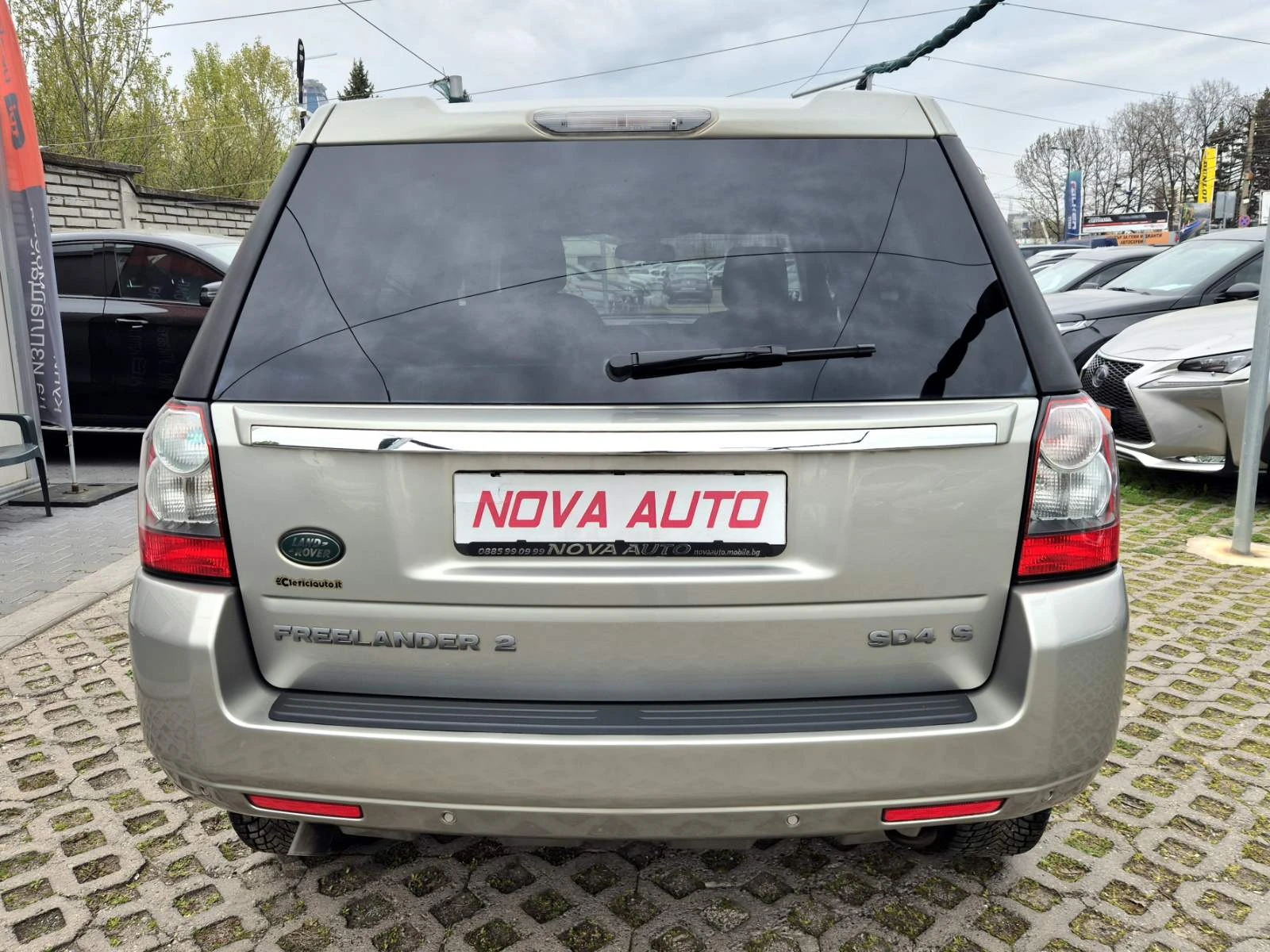 Land Rover Freelander 2.2D-4X4-FACE LIFT-AUTOMATIC, снимка 3 - Автомобили и джипове - 54220888