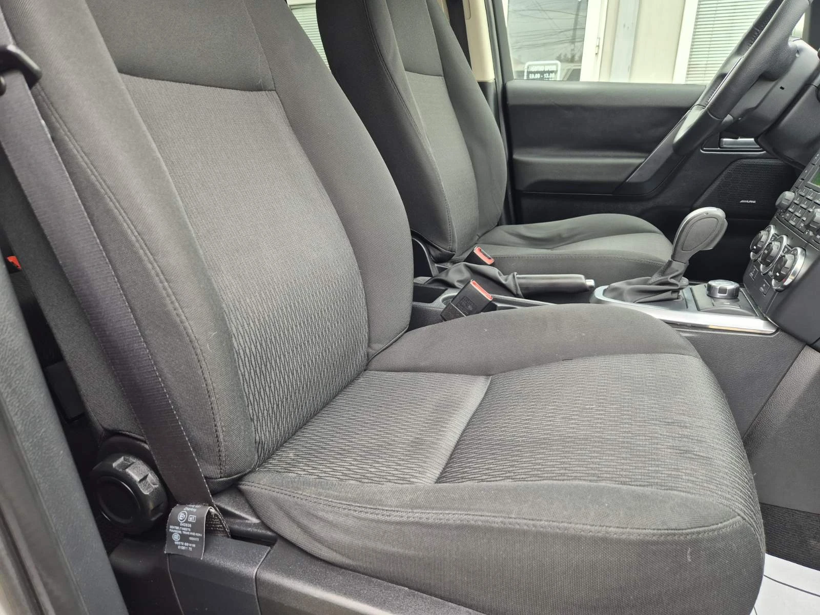 Land Rover Freelander 2.2D-4X4-FACE LIFT-AUTOMATIC, снимка 12 - Автомобили и джипове - 54220888