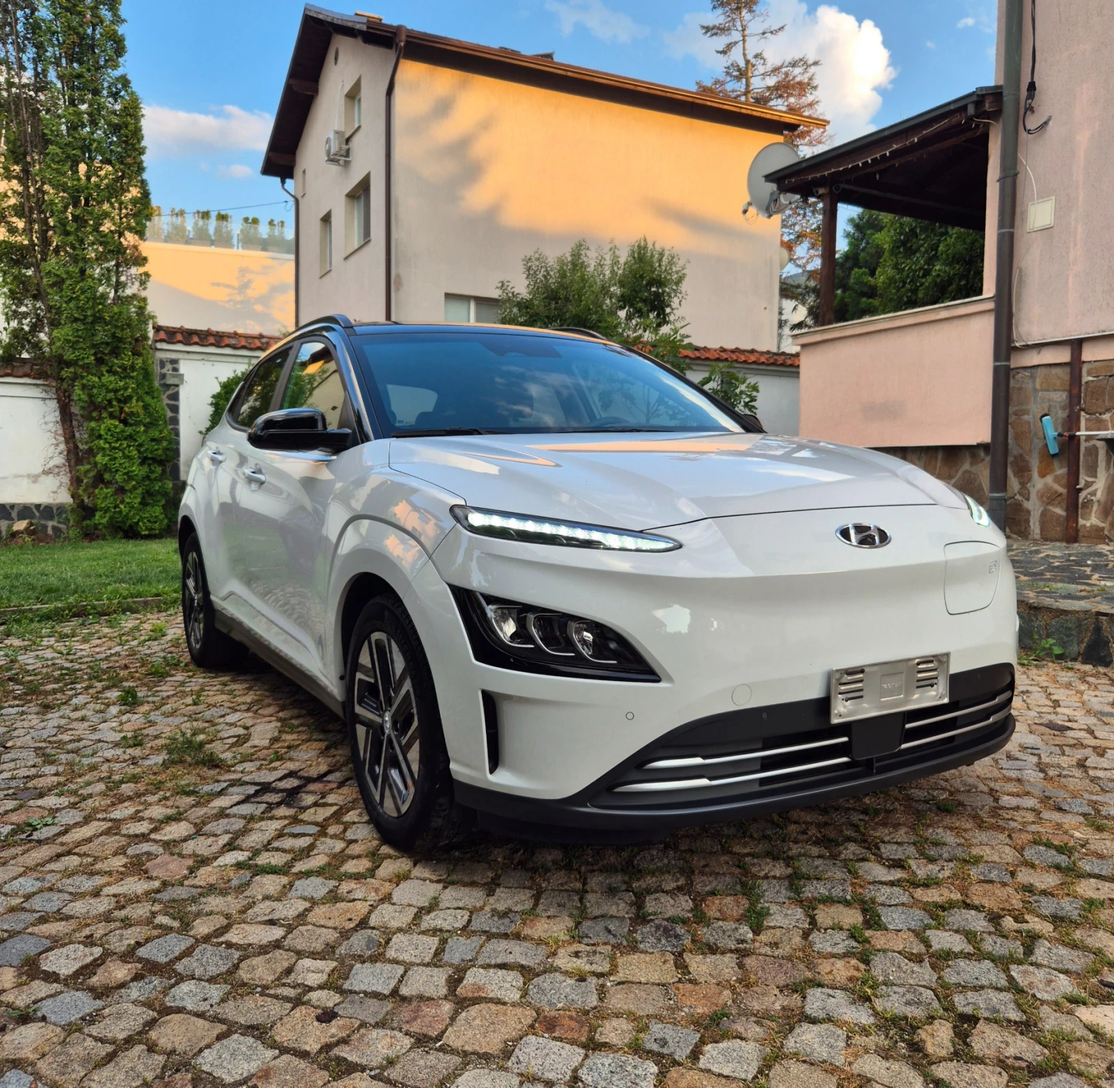 Hyundai Kona Premium 73 000km термо помпа, снимка 2 - Автомобили и джипове - 55343241