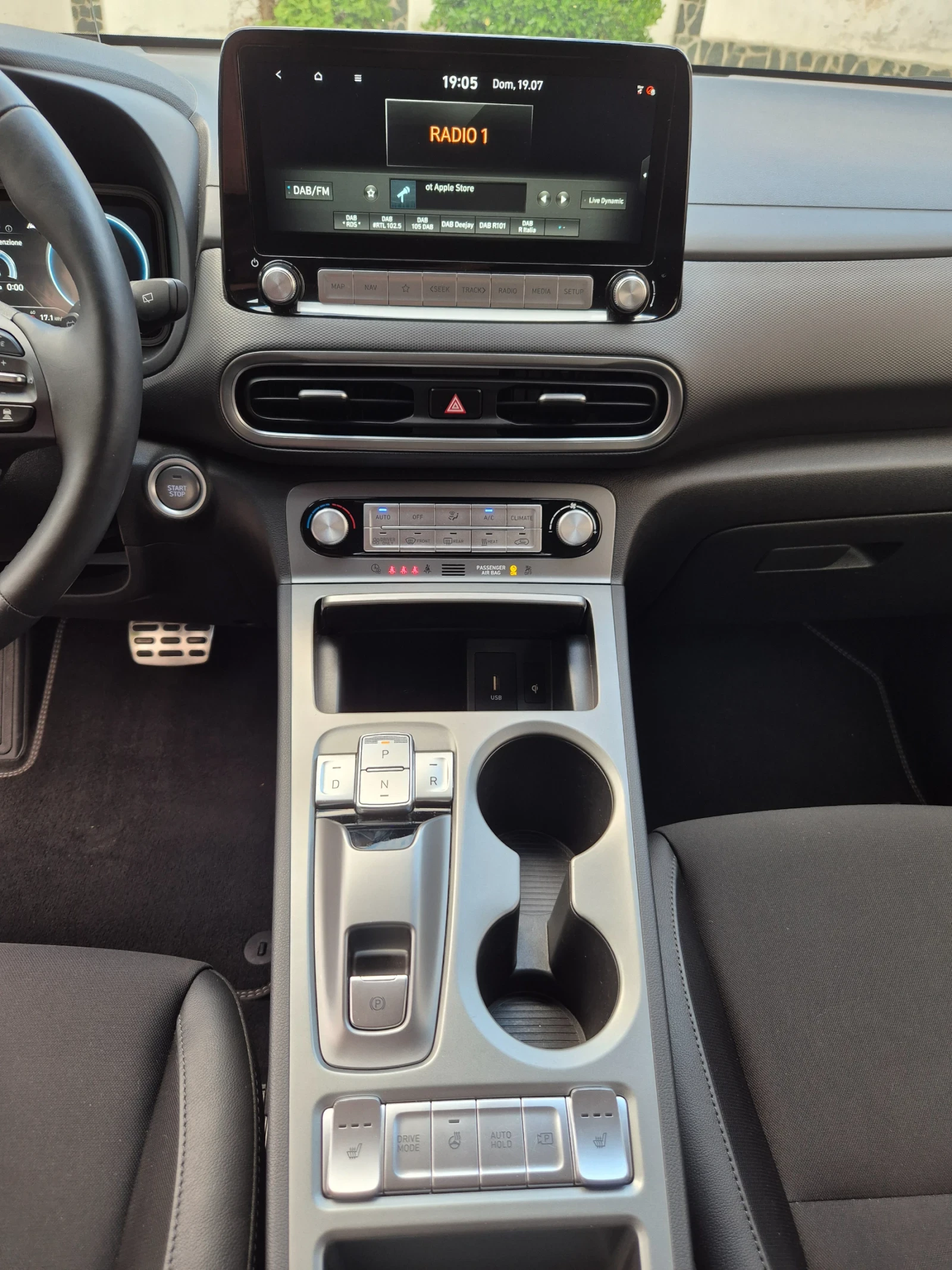 Hyundai Kona Premium 73 000km термо помпа, снимка 14 - Автомобили и джипове - 55343241