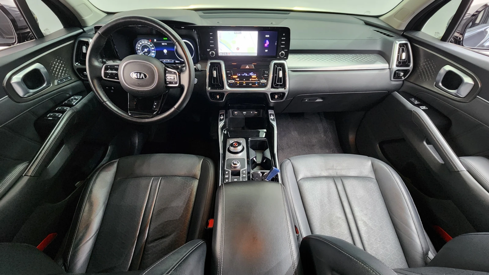 Kia Sorento 2.2 Diesel 2WD Noblesse autogeorge.com, снимка 5 - Автомобили и джипове - 55708904
