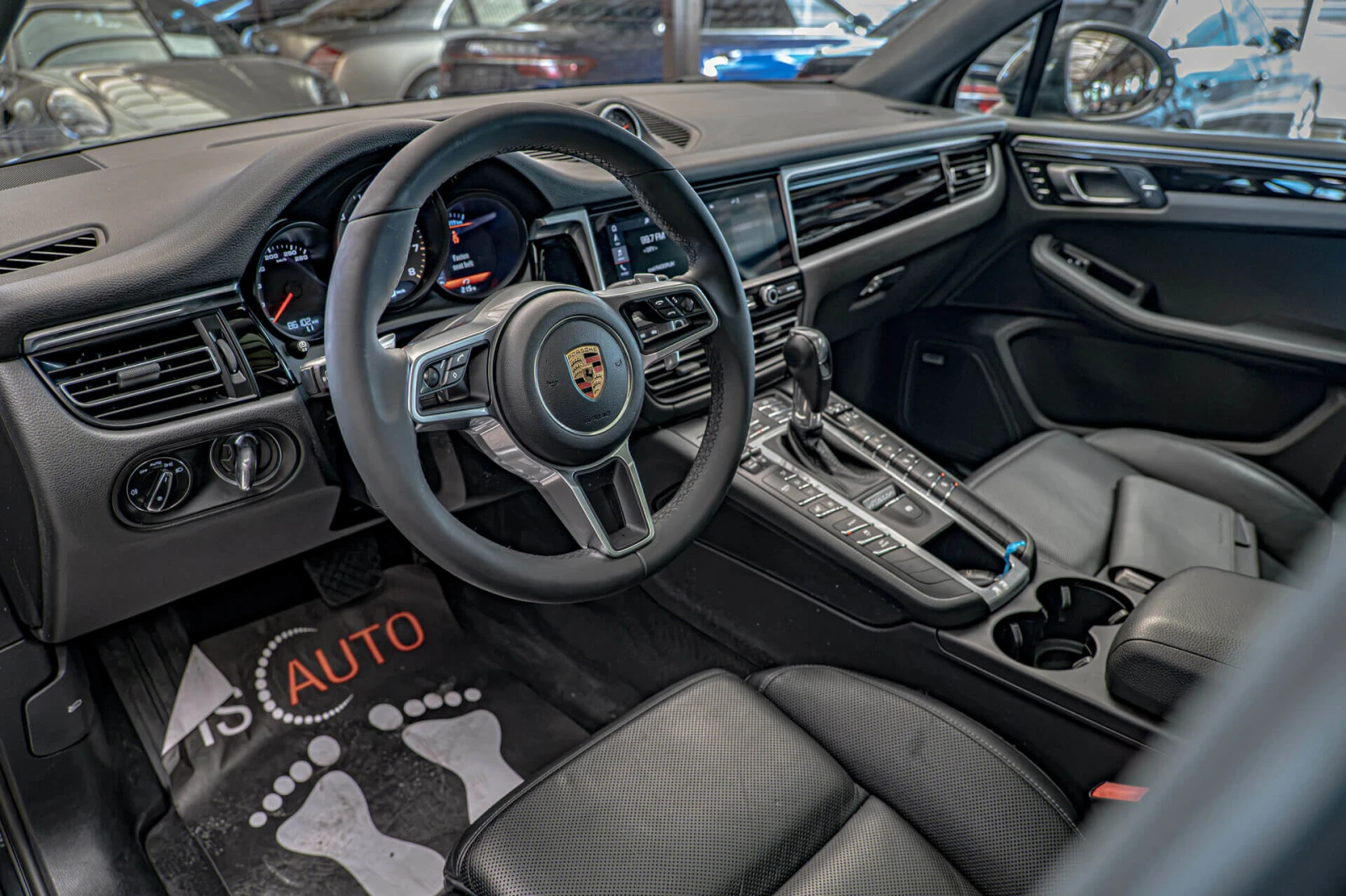 Porsche Macan S/BOSE/Sport Chrono/Обдухване/Панорама/Камера, снимка 7 - Автомобили и джипове - 56271093