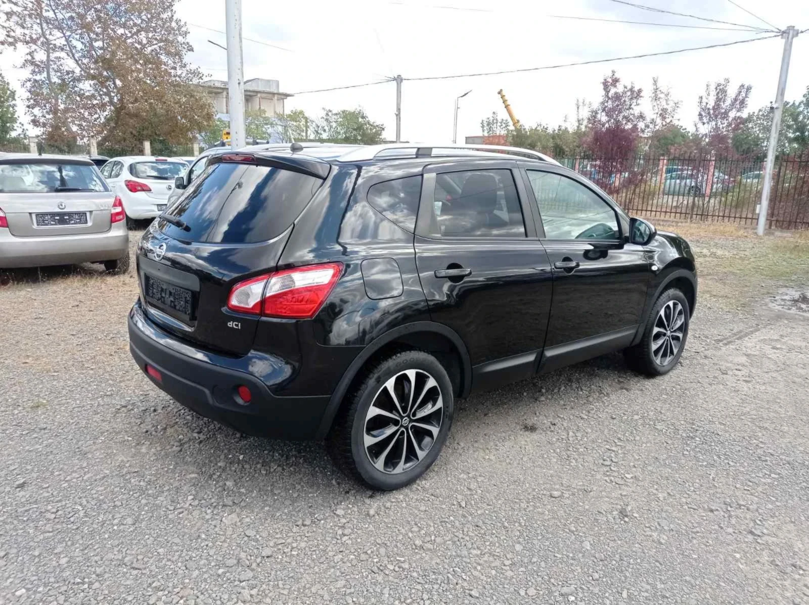 Nissan Qashqai 1, 5dci , снимка 5 - Автомобили и джипове - 56272903