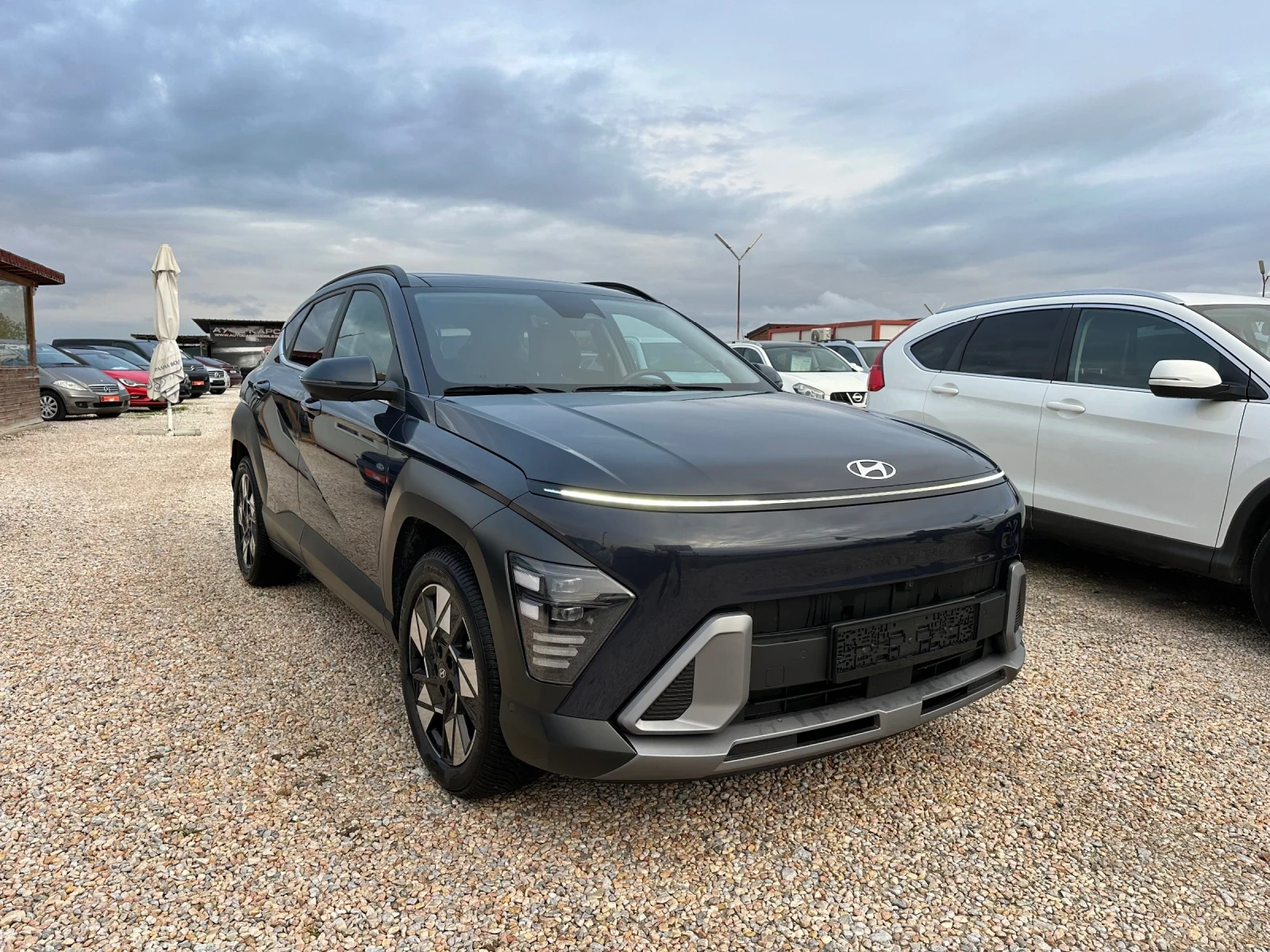 Hyundai Kona Бензин Хибрид