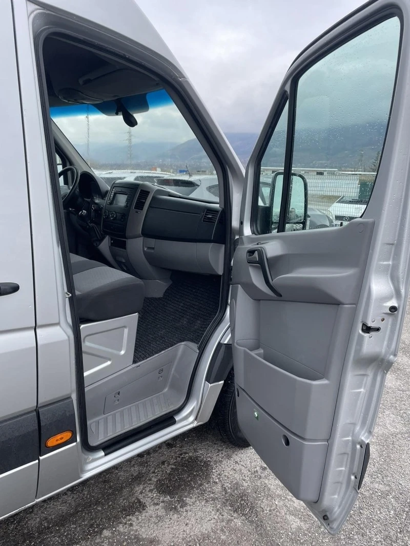 VW Crafter MAXI* 2.0TDI* 163к.с, снимка 8 - Бусове и автобуси - 47534363