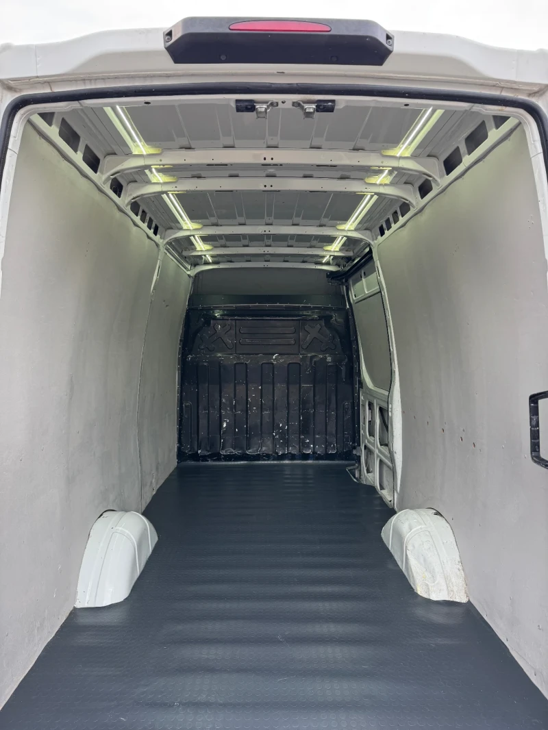 Iveco 35s13 Климатик , снимка 3 - Бусове и автобуси - 53271228