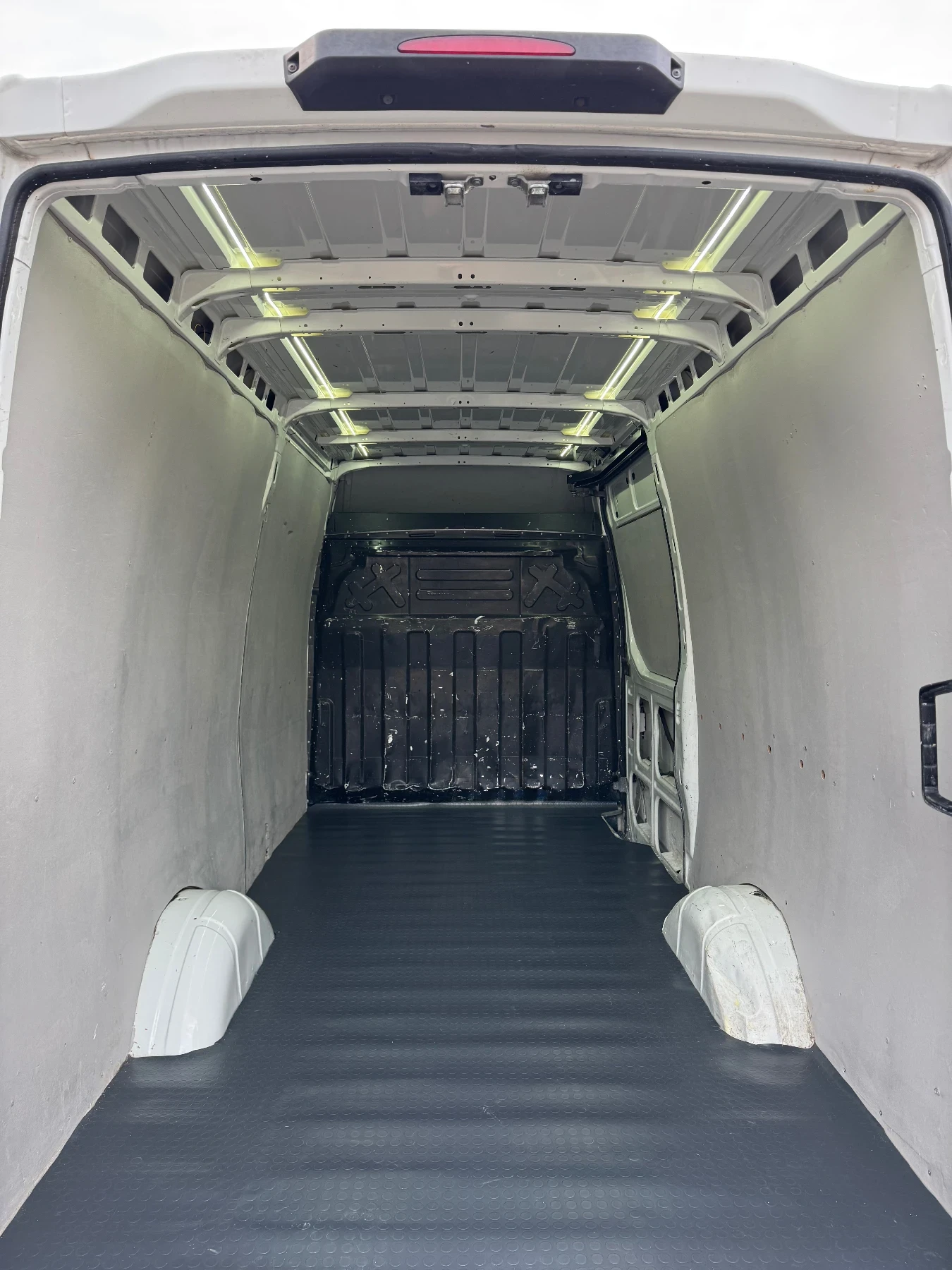 Iveco 35s13 Климатик  - изображение 3