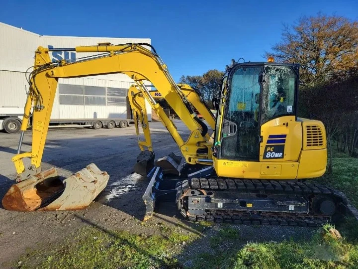 Багер Komatsu PC80MR-5 - изображение 4
