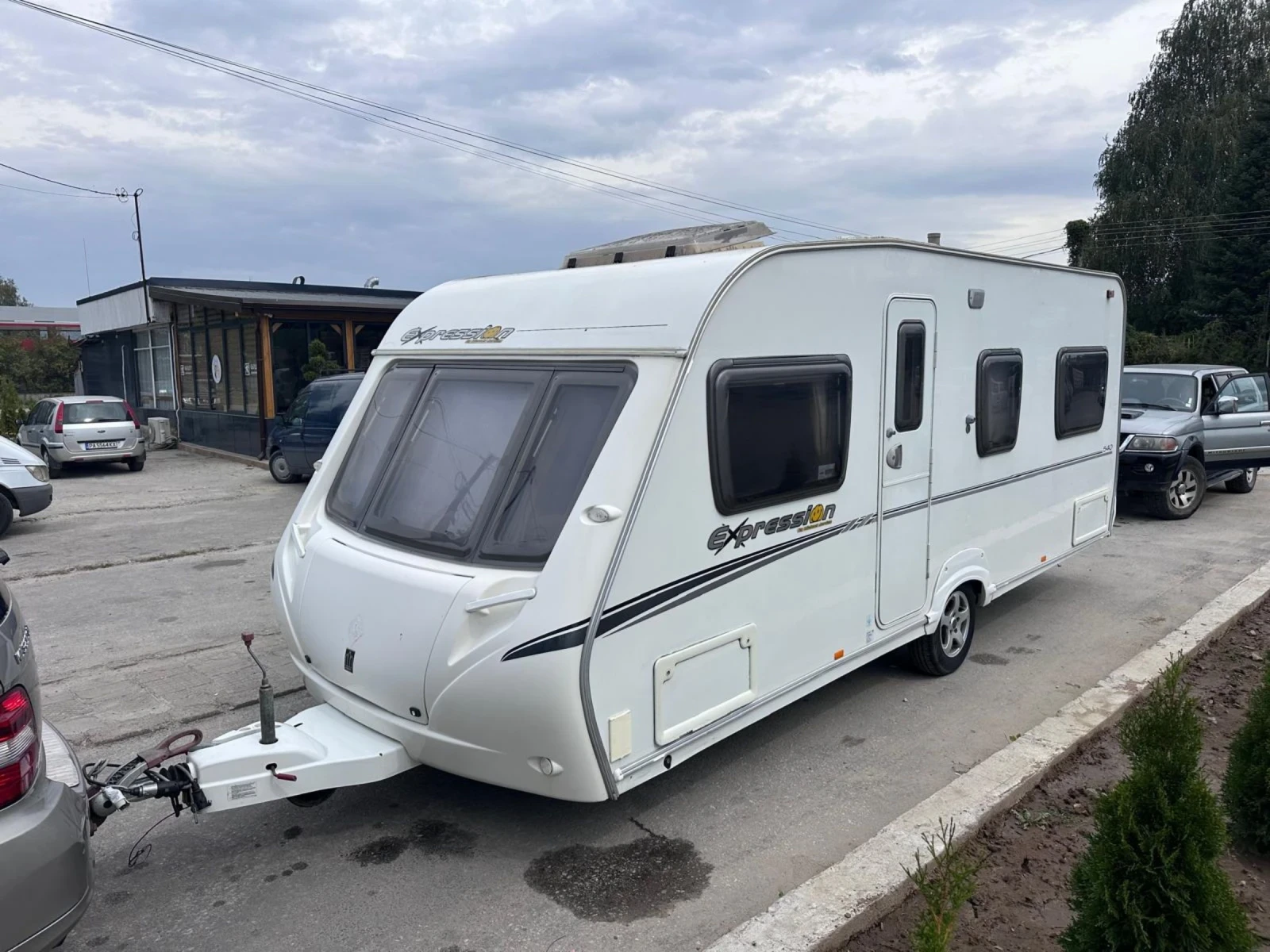 Каравана ABI Expression , снимка 1