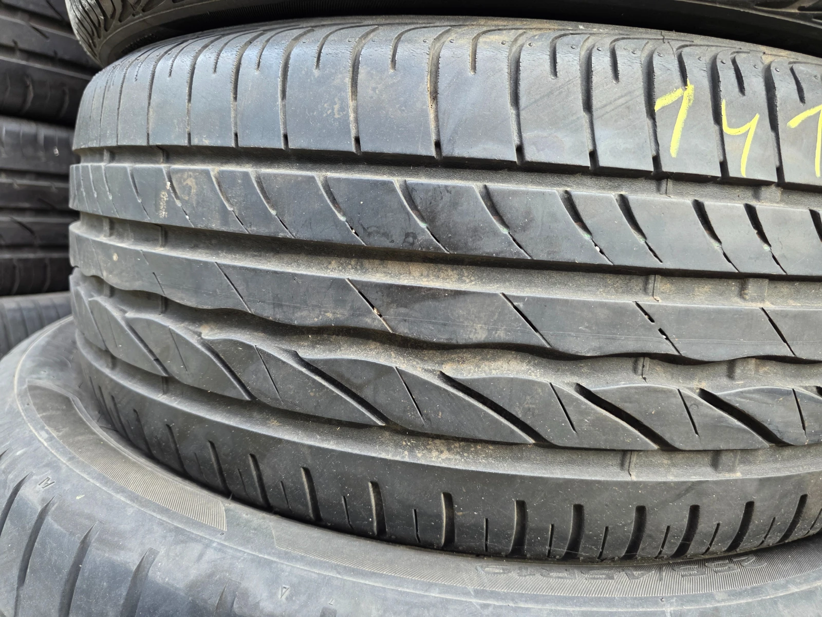 Гуми Летни 215/45R16, снимка 4 - Гуми и джанти - 54655511
