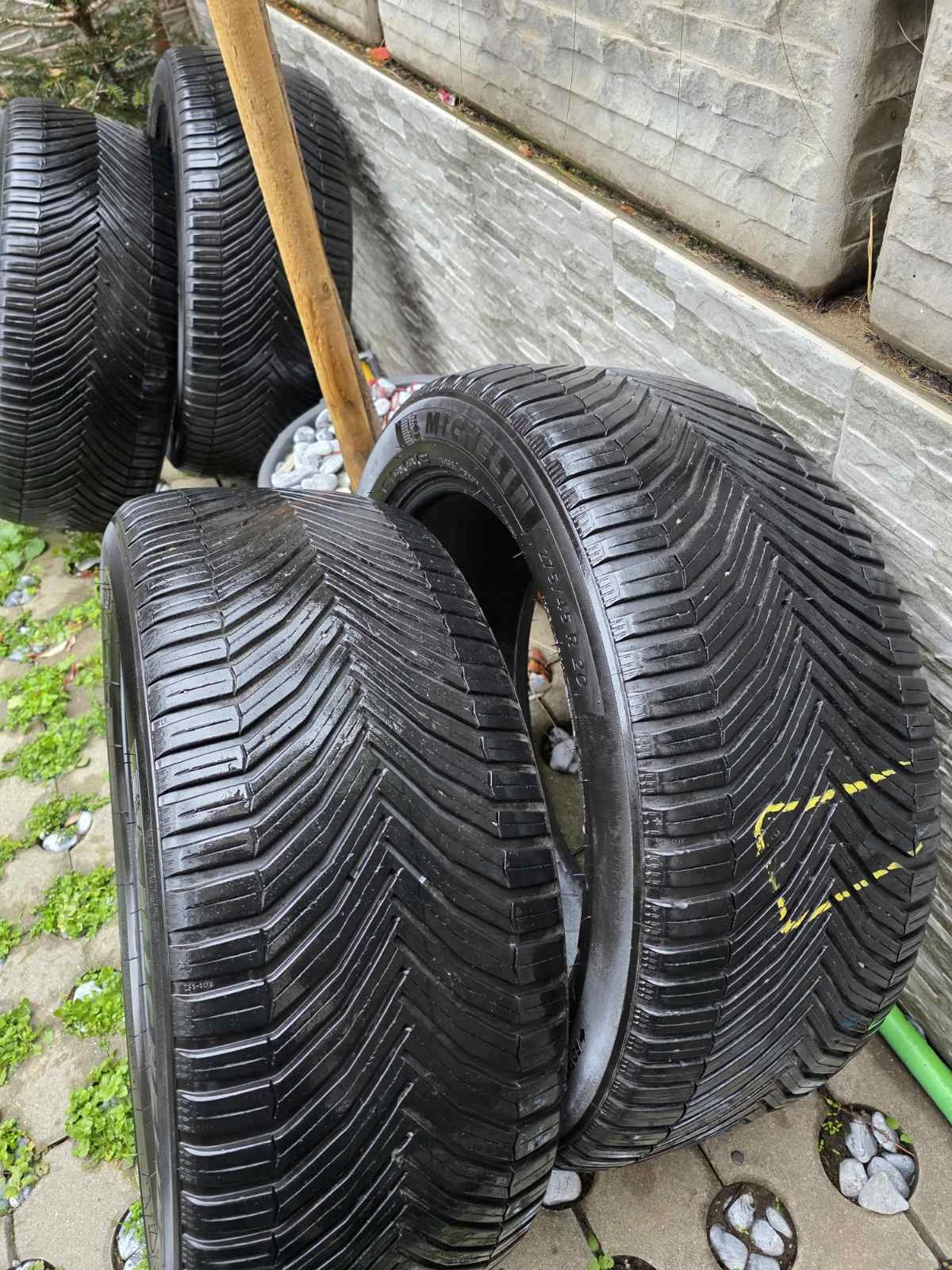 Гуми Всесезонни 275/45R20, снимка 10 - Гуми и джанти - 56746198