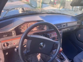 Mercedes-Benz 124 2.3, снимка 6